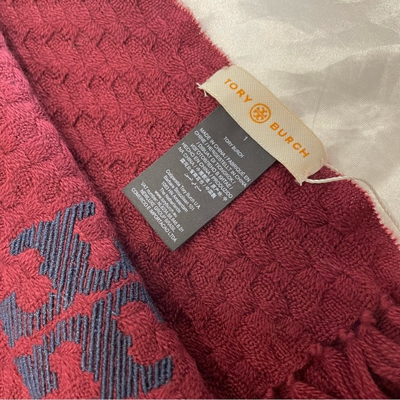 (SOLD) Tory Burch WHIPSTITCH T SCARF in IMPERIAL GARNET Burgundy - Picture 9 of 10